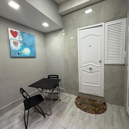Caracciolo Suites 36 เนเปิลส์ ภายนอก รูปภาพ