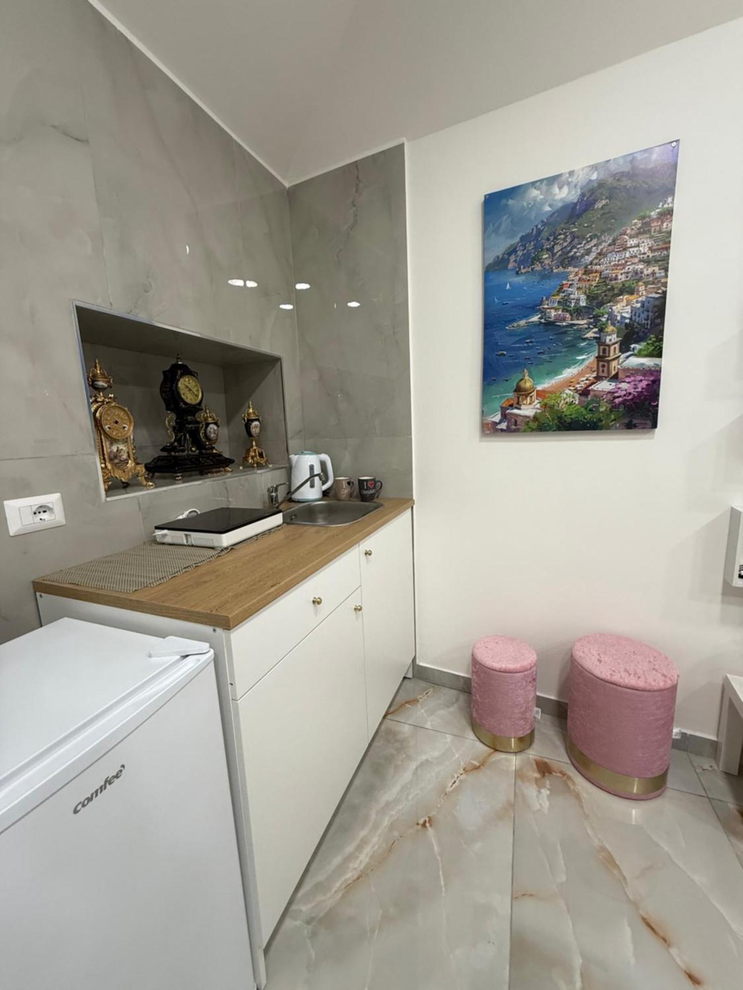 Caracciolo Suites 36 เนเปิลส์ ภายนอก รูปภาพ